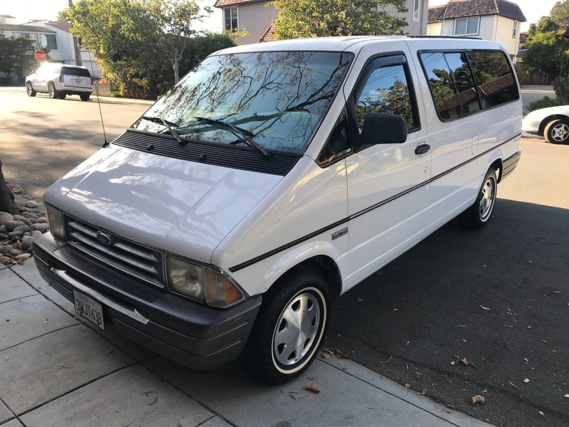 Illustration for article titled At $3,900, Could This 1997 Ford Aerostar XLT AWD Have You Saying "Yes We Van?"